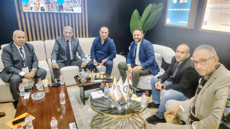 فريق عمل مركز تحديث