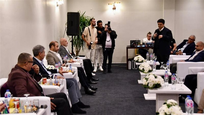 لقاء وزير السياحة