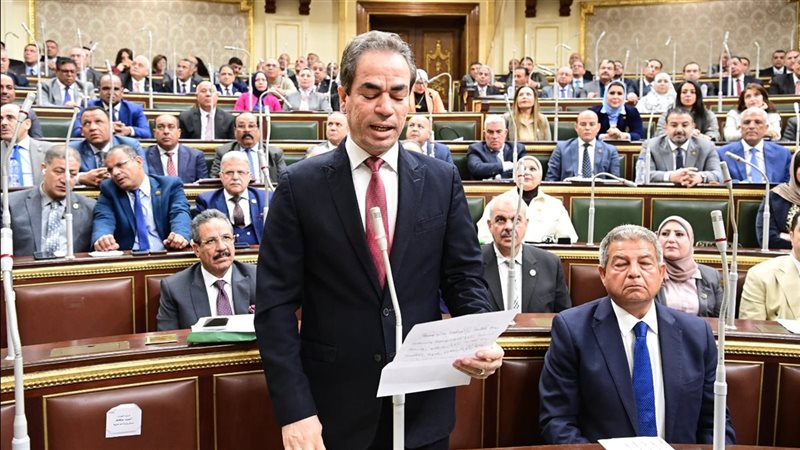 أحمد المسلماني يؤدي