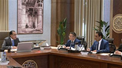 رئيس الوزراء: تسهيلات غير مسبوقة لجذب استثمارات السيارات العالمية