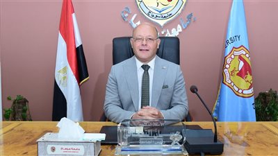 جامعة سوهاج تخلي المبنى المجاني في المستشفى القديم بعد سقوط جزء من سقفه