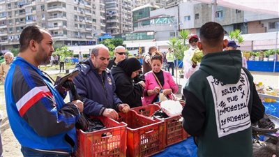 اليوم، افتتاح سوق جديدة لليوم الواحد بمنطقة المنشية في الإسكندرية للبيع بأسعار مخفضة 