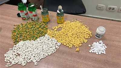 تحرير 57 محضر ضبط جمركي خلال نوفمبر الماضي