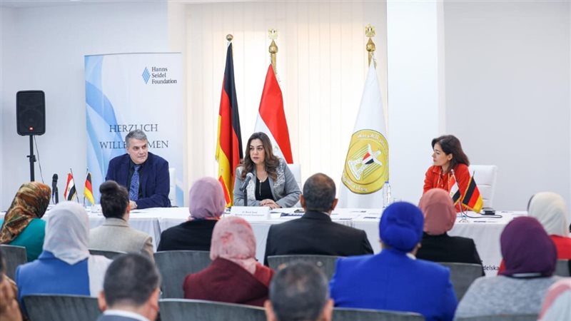 وزيرة التنمية المحلية