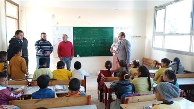 مديرو الإدارات التعليمية بالبحيرة يكثفون أعمال متابعة المدارس (صور)