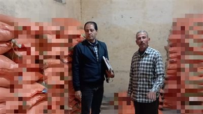 ضبط 360 شيكارة تقاوي مجهولة المصدر وأدوية بيطرية منتهية الصلاحية بالبحيرة 