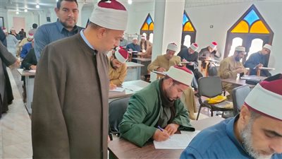 وكيل أوقاف الإسماعيلية يتابع اختبارات اللغة العربية للأئمة (صور) 