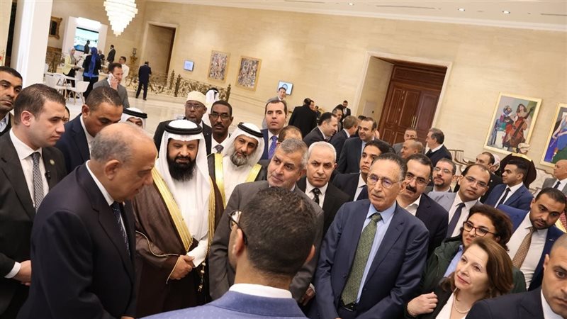 الدكتور محمود عصمت