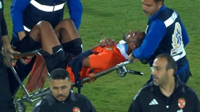 مروان عطية يعتذر لـ أحمد ياسر ريان بعد إصابته