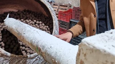 التحفظ على مصنع شيكولاتة مخالف في حملة تموينية على أسواق الفيوم