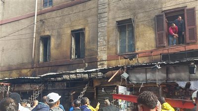 إخماد حريق في أكشاك بالإسكندرية (فيديو وصور)