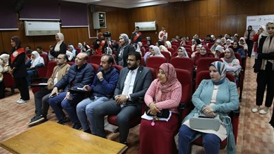 متطلبات سوق العمل من التعليم قبل الجامعي، ندوة بتربية جامعة الفيوم