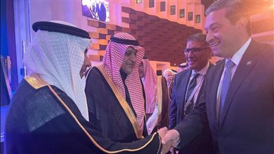 محافظ دمياط يشارك بمؤتمر مدن التعلم بمدينة الجبيل في السعودية ( صور )