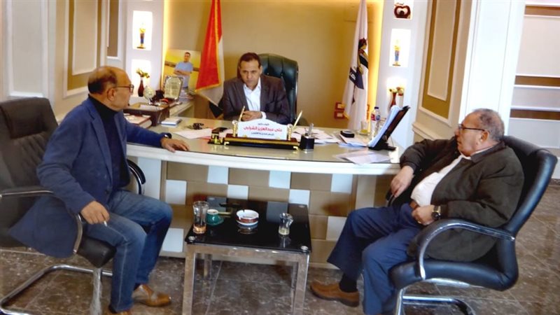 أثناء الاجتماع 