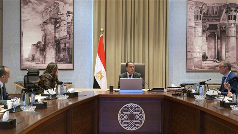 اجتماع برئاسة الدكتور