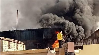 دون خسائر بشرية، اندلاع حريق بمصنع للشباشب في بني سويف