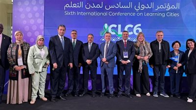 محافظ دمياط يؤكد أهمية تعزيز سياسات التعلم مدى الحياة 