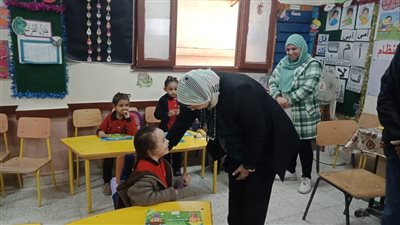 تعليم الجيزة: يجب تواجد الأخصائي الاجتماعي عند بوابة المدرسة لاستقبال الطلاب