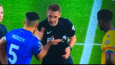 للمباراة الثانية على التوالي، سام مرسي يرفض ارتداء شارة المثليين