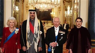 عاهل بريطانيا يقيم مراسم استقبال ملكية لأمير قطر والشيخة جواهر بقصر بكنجهام (صور)