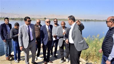محافظ الأقصر يتفقد مواقع مرسى كورنيش البر الشرقي (صور)