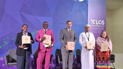 محافظ دمياط يشارك بجلسة النساء يشكلن مدن التعلم المستدامة (صور )