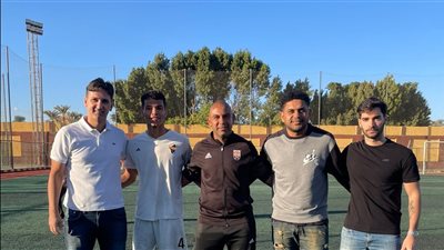 الجهاز المعاون لميكالي بمنتخب الشباب يحضر مباراة الجونة وبيراميدز 