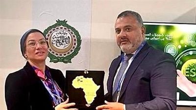 بنك التعمير والإسكان يحصد الجائزة الذهبية للتمويل الأخضر في