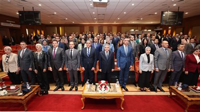 الفريق أسامة ربيع يستقبل أعضاء دورة التمثيل الدبلوماسي المصري بالخارج 