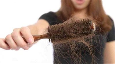 وصفة طبيعية لتقوية بصيلات الشعر وتقليل تساقطه 