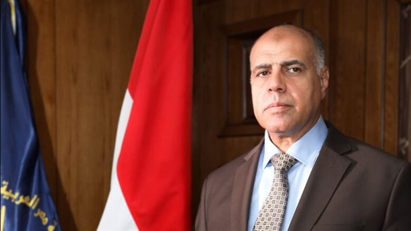 اللواء صبرى عزب مديرأمن