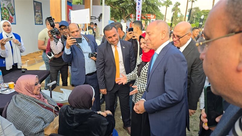 محافظ القاهرة،فيتو