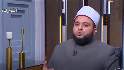 ما حكم إنفاق الأم على ابنتها المتزوجة من زكاة المال؟ أمين الفتوى يجيب (فيديو)