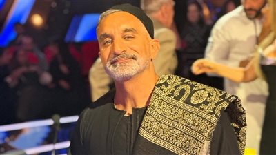 طاقية فلاحي ولاسة صعيدي، تعليق مفاجئ من باسم يوسف على إطلالته بالجلباب البلدي