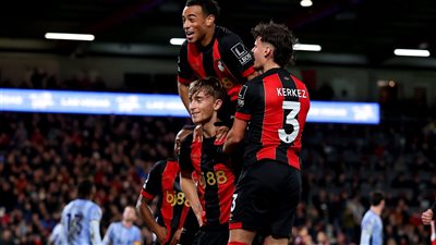 بورنموث يفوز على توتنهام بهدف نظيف ويتجاوزه في ترتيب الدوري الإنجليزي