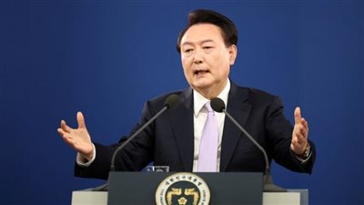 وجوده خطر، رئيس الحزب الحاكم بكوريا الجنوبية يدعو لتعليق مهمات رئيس الجمهورية 