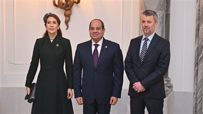 تفاصيل لقاء الرئيس السيسي وملك الدنمارك في قصر أمالينبورج