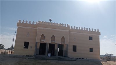 أوقاف الإسماعيلية تفتتح أعمال تجديد مسجد أبو جمعان بعزبة العرب (صور) 
