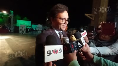 على أنغام المزمار البلدي، وزير الثقافة يفتتح مهرجان التحطيب في الأقصر (فيديو)