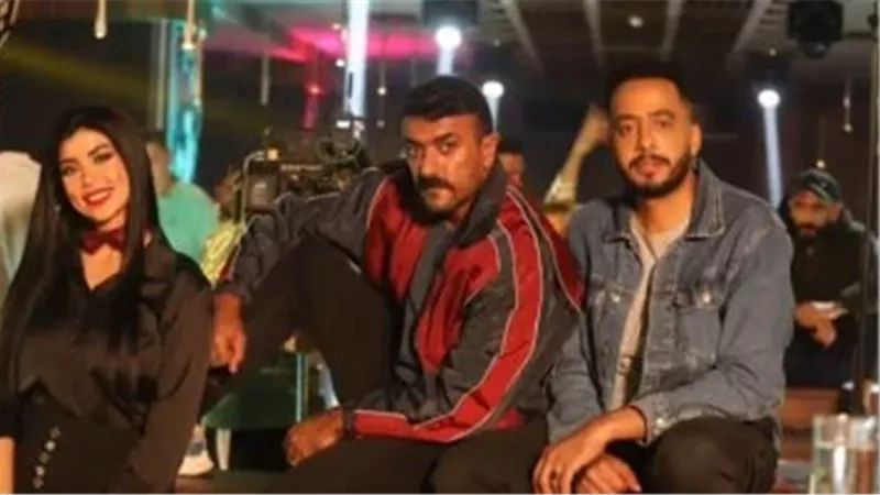 أحمد العوضي وكارولين