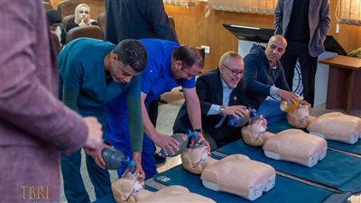 معهد تيودور بلهارس للأبحاث ينظم دورة تدريبية متخصصة في مجال إنعاش القلب والرئة