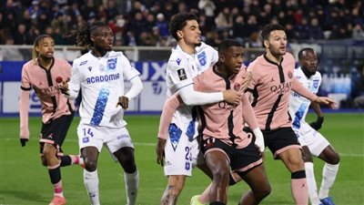 شوط أول سلبي بين باريس سان جيرمان وأوكسير في الدوري الفرنسي 