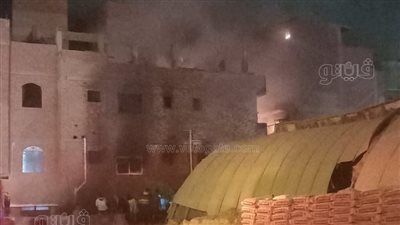 السيطرة على حريق عمارة سكنية في أسوان (صور)