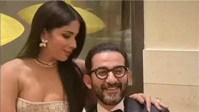 أول تعليق لـ أحمد حلمي على تكريم منى زكي بمهرجان البحر الأحمر السينمائي