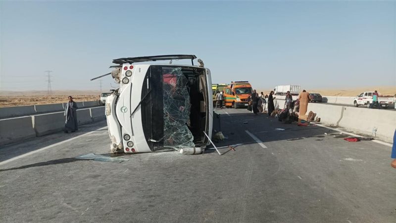 انقلاب ميني باص وإصابة