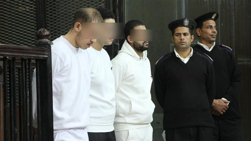 محاكمة المتهمين،