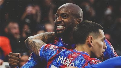 الدوري الإنجليزي، مانشستر سيتي يتعادل مع كريستال بالاس 1-1 في الشوط الأول 