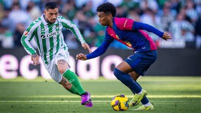 برشلونة يسقط في فخ التعادل أمام ريال بيتيس 2/2 بالدوري الإسباني 