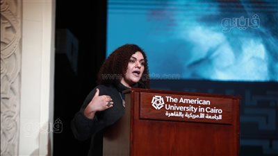 نوارة نجم تتغنى بقصيدة والدها 