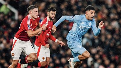الدوري الإنجليزي، نوتنجهام فورست يفوز على مانشستر يونايتد 3-2 (صور)